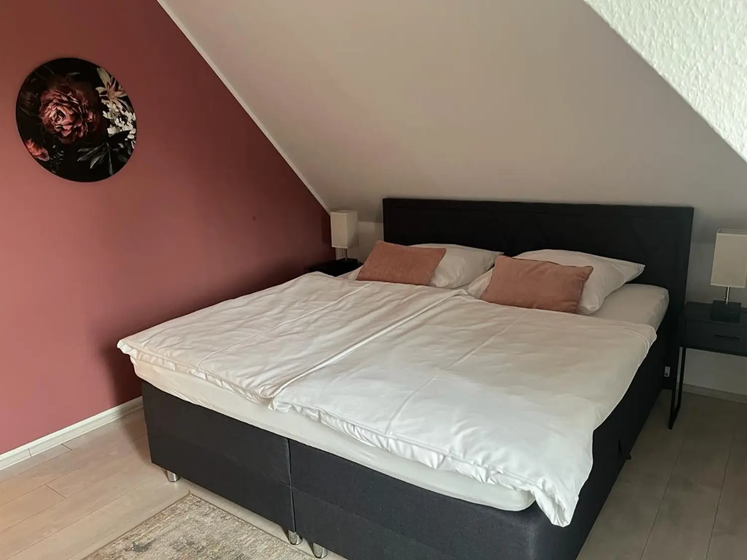 HAMA Design Homes - Ferienwohnung - Lippstadt Ferienwohnung Schlafzimmer