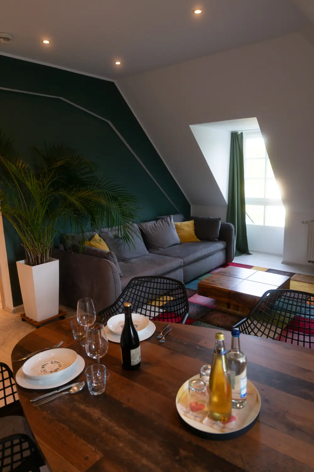 Danas KatzHAMA Design Homes - Ferienwohnung - Haus innenenpension 