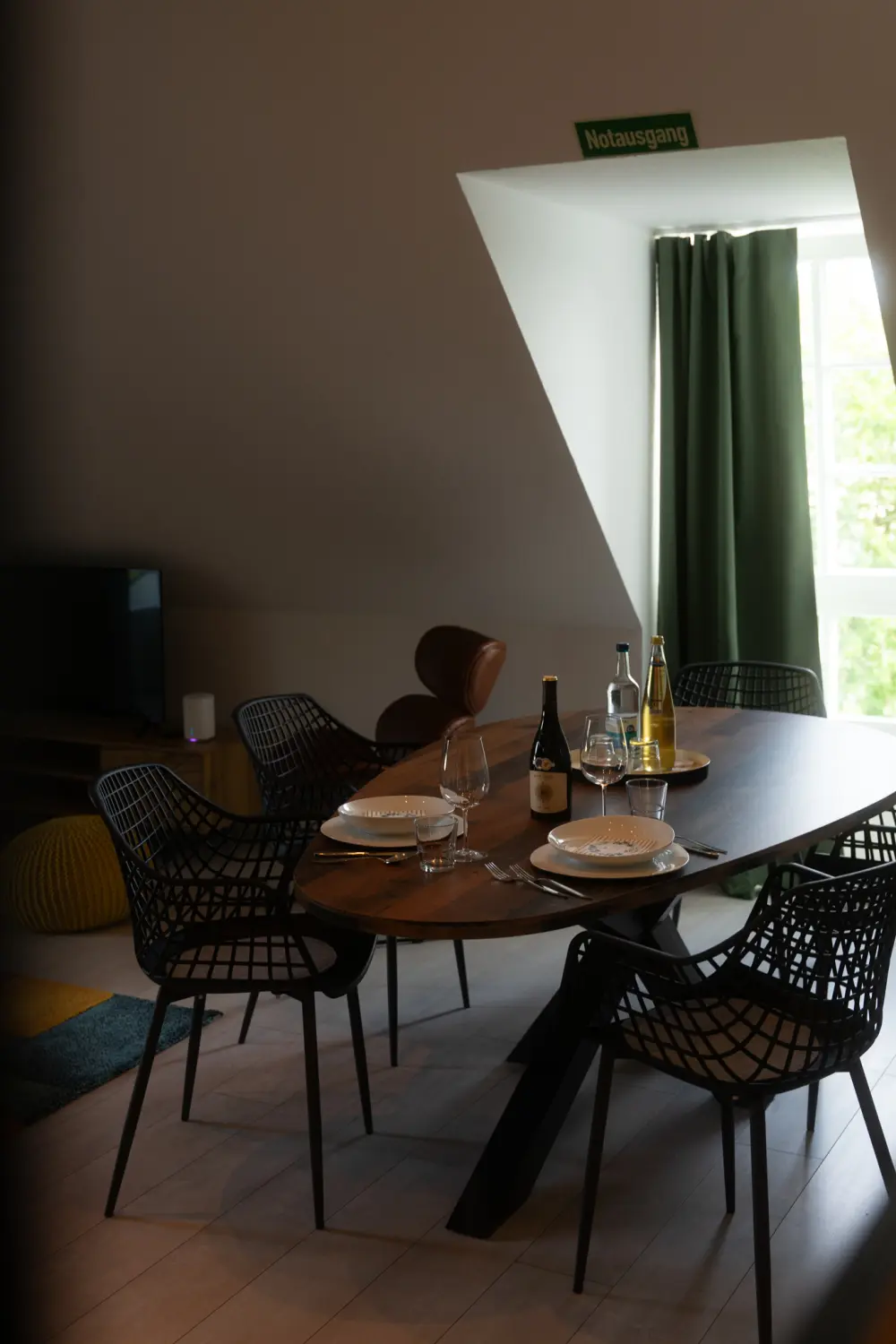 HAMA Design Homes – Ferienwohnung – Ferienwohnung Lippstadt, Essbereich