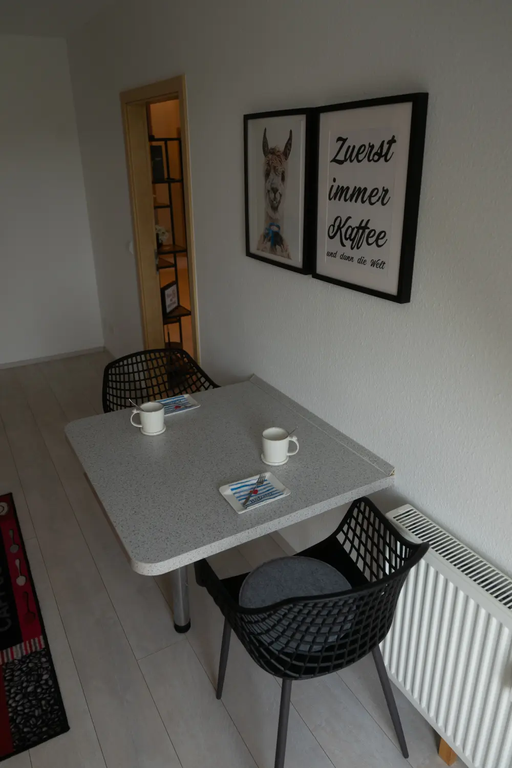 HAMA Design Homes – Ferienwohnung – Ferienwohnung Lippstadt, Essbereich