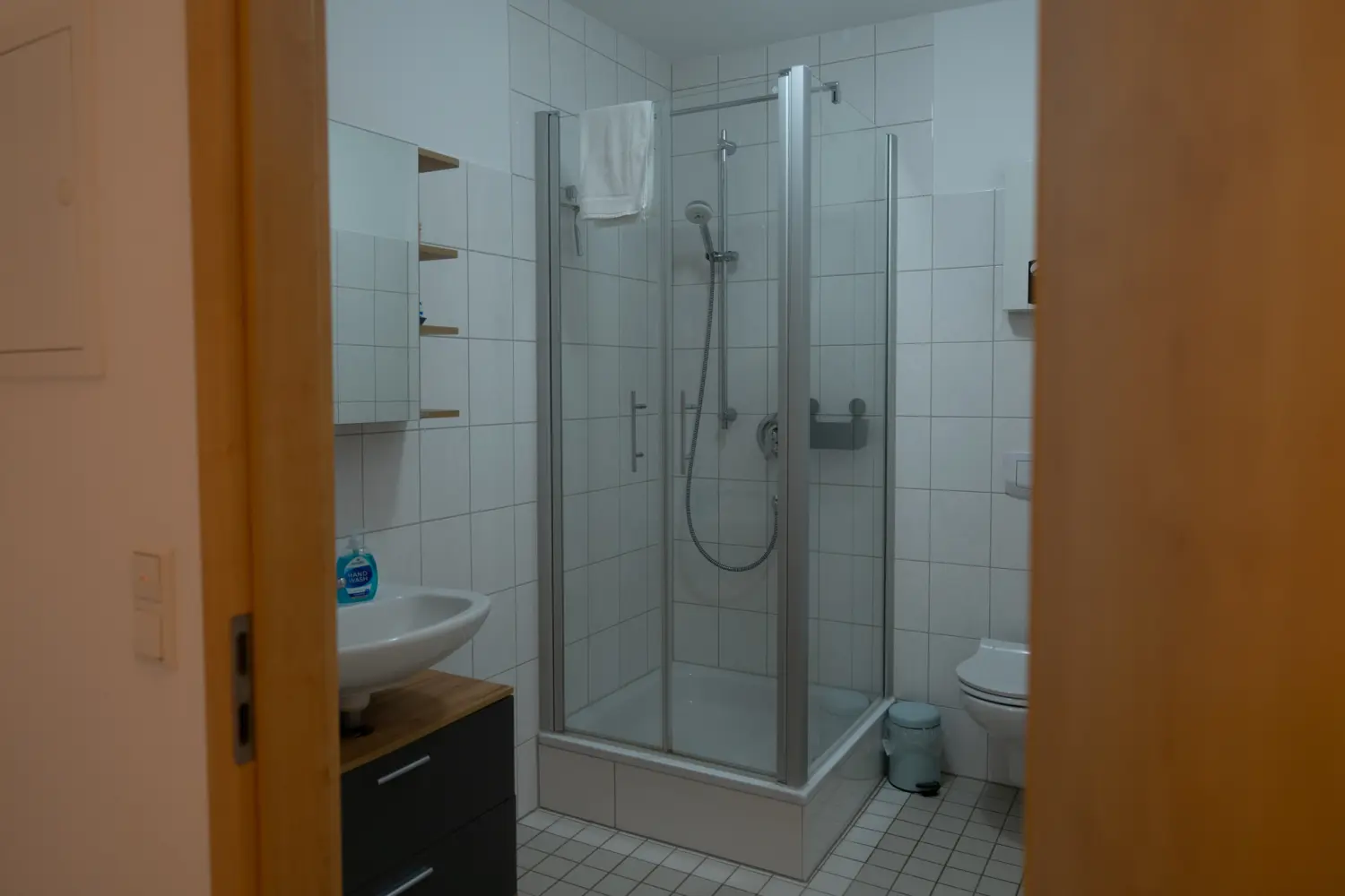 HAMA Design Homes - Ferienwohnung - Lippstadt Ferienwohnung Badezimmer