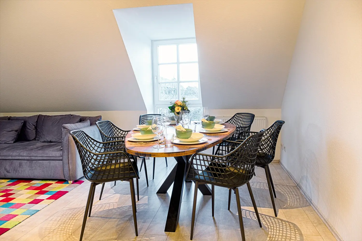 HAMA Design Homes - Ferienwohnung - Ferienwohnung Lippstadt, Essbereich