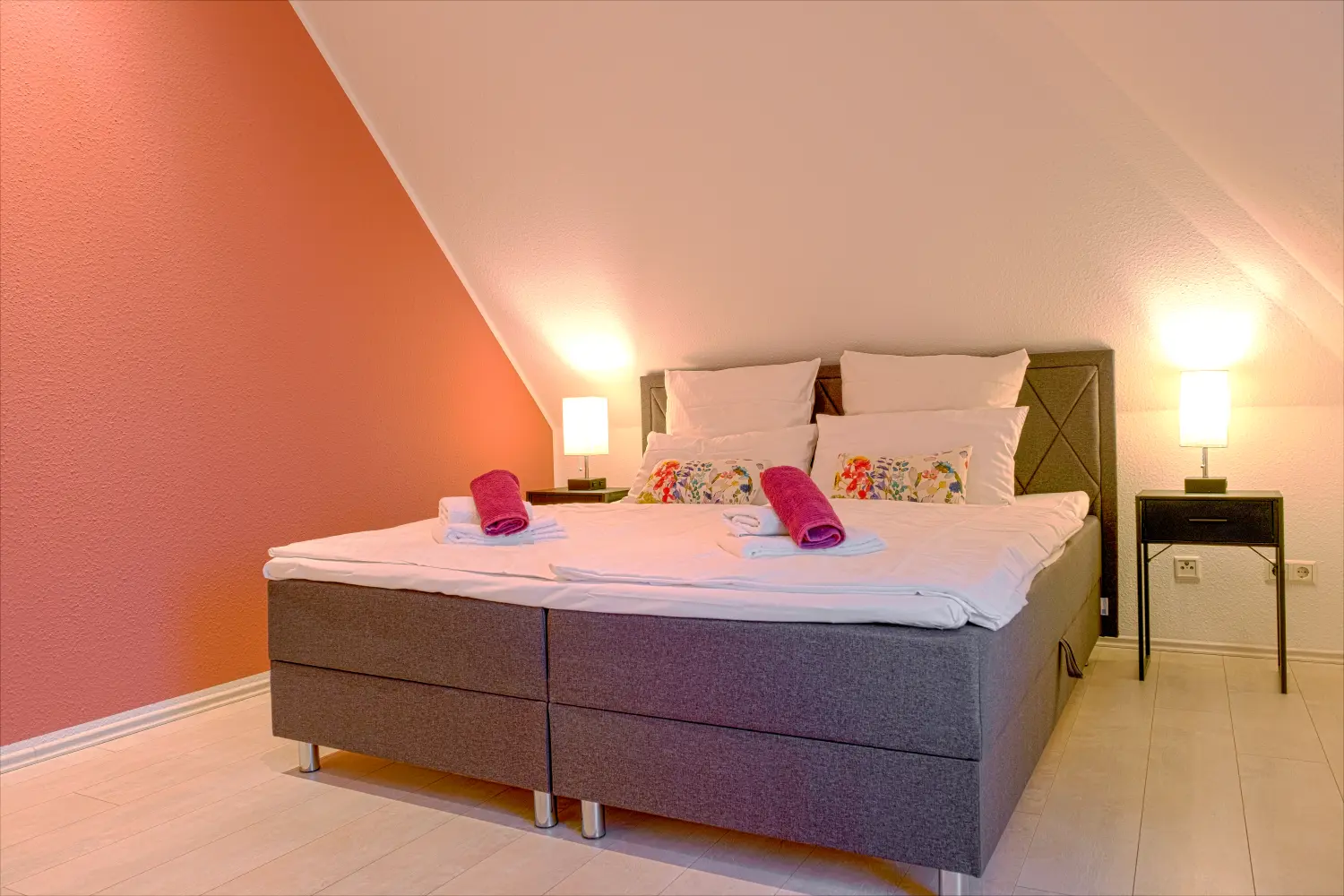 HAMA Design Homes - Ferienwohnung - Lippstadt Ferienwohnung Schlafzimmer