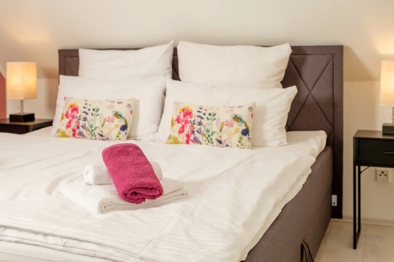 HAMA Design Homes - Ferienwohnung - Lippstadt Ferienwohnung Schlafzimmer