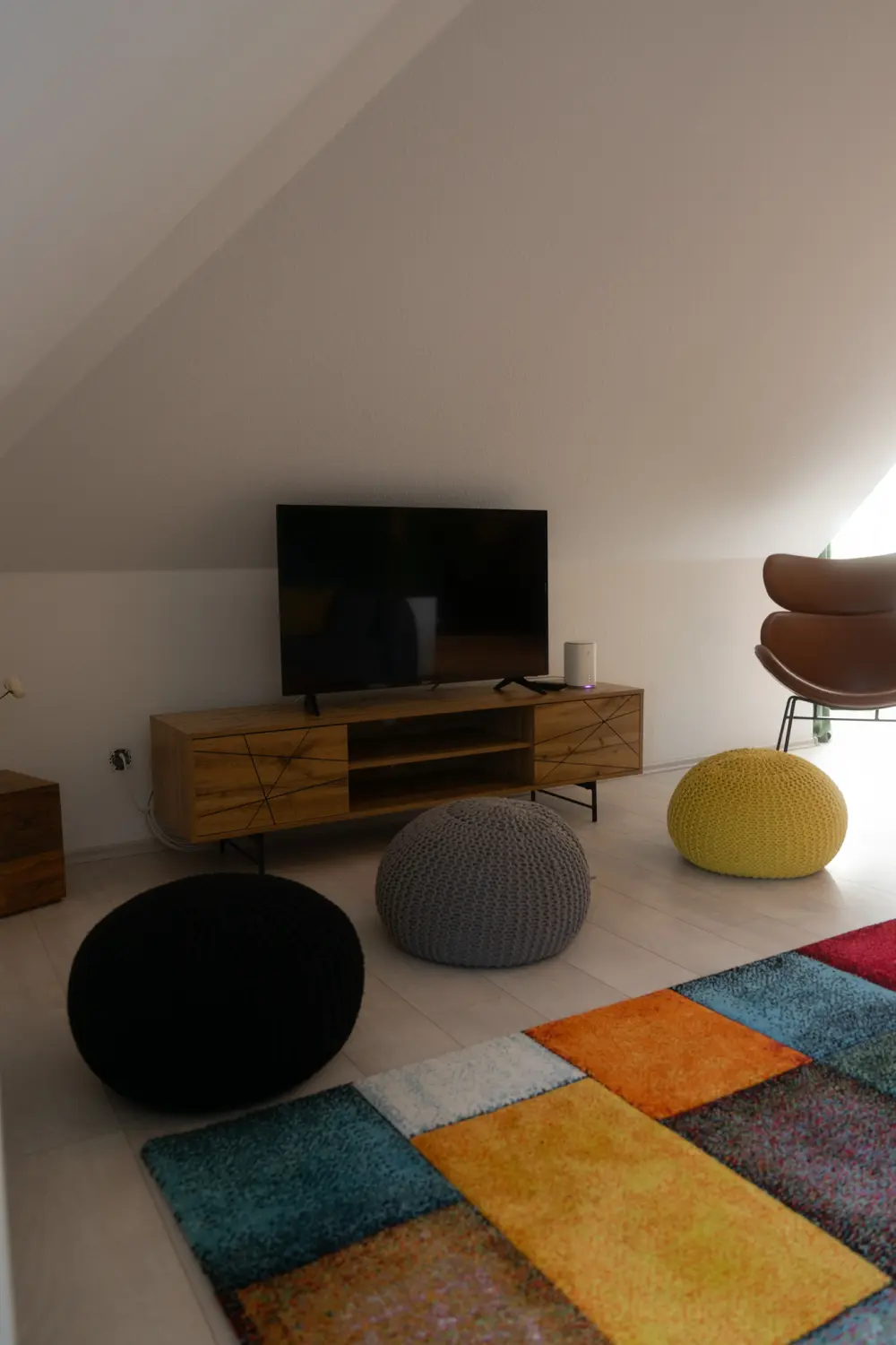 HAMA Design Homes - Ferienwohnung - Haus innen Wohnzimmer