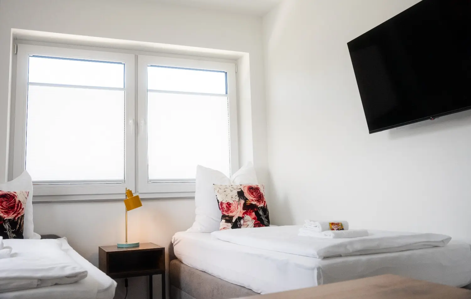 HAMA Design Homes - Ferienwohnung - PaderLounge - PaderChill - BnB OPEN Apartments - Schlafzimmer