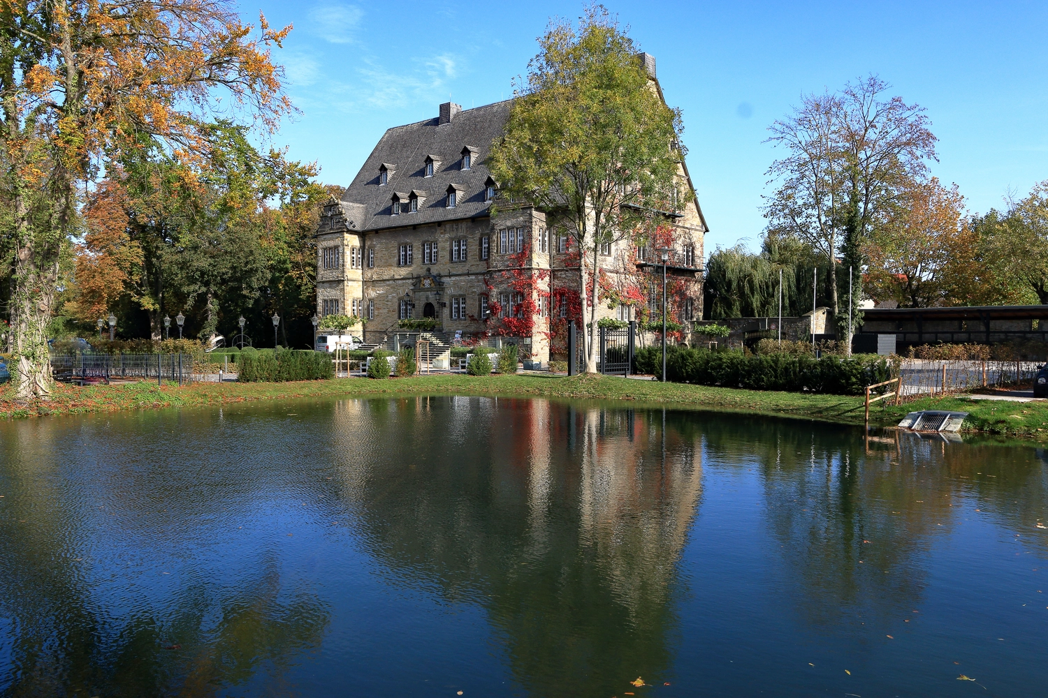 HAMA Design Homes - Ferienwohnung - Schloss Erwitte in Erwitte bei Lippstadt, Deutschland